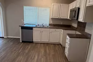 3402 Green Hill Dr, Arlington, TX 76014 - Photo 8