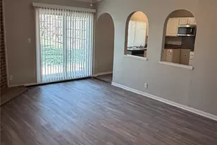 3402 Green Hill Dr, Arlington, TX 76014 - Photo 4