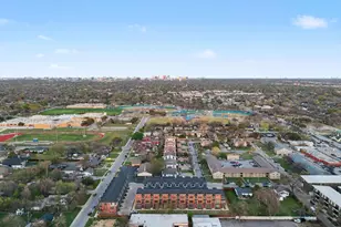 13351 Goodland St, Farmers Branch, TX 75234 - Photo 2