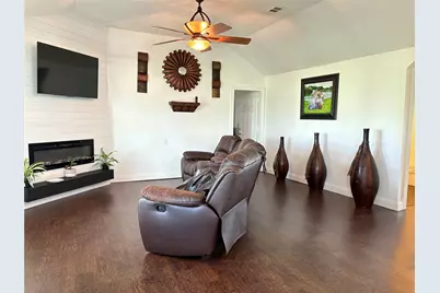 18270 County Road 4160, Frost, TX 76641 - Photo 2