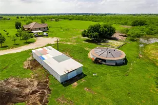 18270 County Road 4160, Frost, TX 76641 - Photo 14