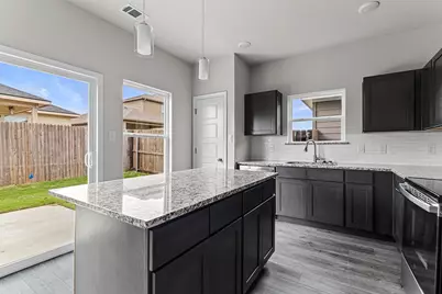 205 Lead Creek Drive, Fort Worth, TX 76131 - Photo 10
