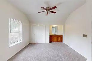 4610 Bellefontaine Ct, Arlington, TX 76017 - Photo 18