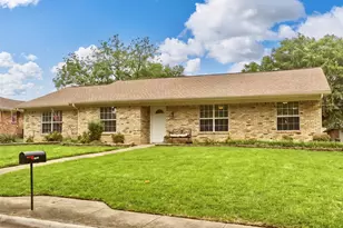 2909 Brookview Dr, Plano, TX 75074 - Photo 2