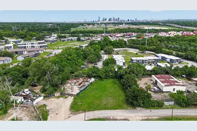 3807 Arocha Drive, Dallas, TX 75216 - Photo 8