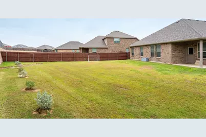 1715 Swale Lane, Granbury, TX 76049 - Photo 32