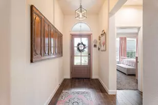 1715 Swale Ln, Granbury, TX 76049 - Photo 4