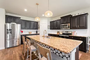 1715 Swale Ln, Granbury, TX 76049 - Photo 12