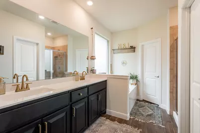 1715 Swale Lane, Granbury, TX 76049 - Photo 28