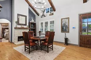 2965 Eric Ln, Farmers Branch, TX 75234 - Photo 6