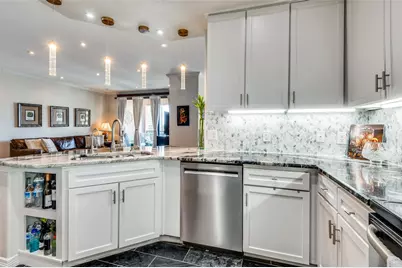 330 Las Colinas Boulevard E #1016, Irving, TX 75039 - Photo 8