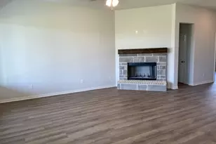 78 Aurora Ave, Valley View, TX 76272 - Photo 6