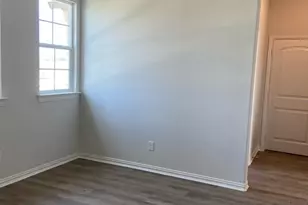 78 Aurora Ave, Valley View, TX 76272 - Photo 10