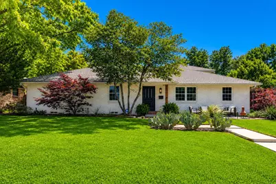 917 Fernwood Drive, Richardson, TX 75080 - Photo 2