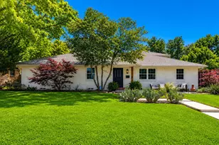 917 Fernwood Dr, Richardson, TX 75080 - Photo 2