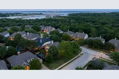 965 Fall Creek, Grapevine, TX 76051 - Photo 40