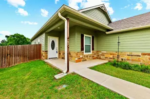 1512 Kennedy St, Bonham, TX 75418 - Photo 2