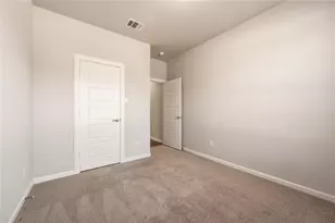 4727 Bluffview Dr, Haltom City, TX 76137 - Photo 24