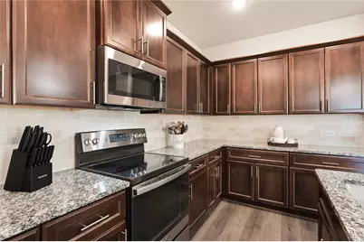 4727 Bluffview Drive, Haltom City, TX 76137 - Photo 14