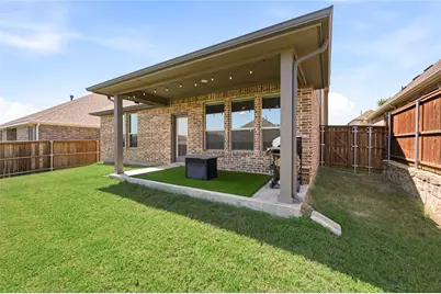 4727 Bluffview Drive, Haltom City, TX 76137 - Photo 30