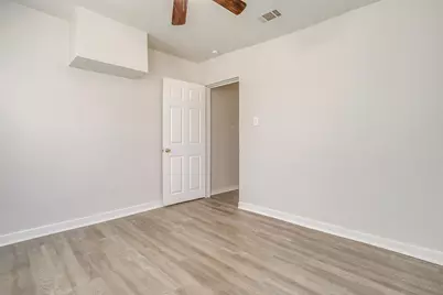 691 Meadow Park Drive, White Settlement, TX 76108 - Photo 12