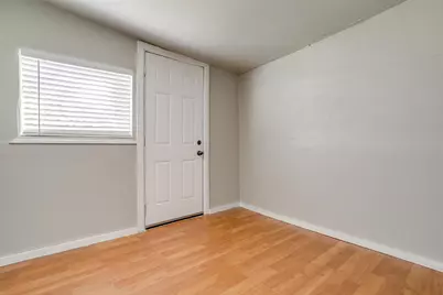 691 Meadow Park Drive, White Settlement, TX 76108 - Photo 18