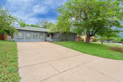 216 Rolling Hills Drive, Aledo, TX 76008 - Photo 2