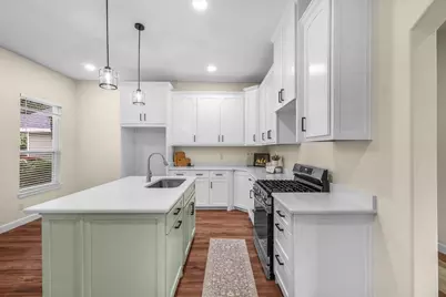 2404 Gould Avenue, Fort Worth, TX 76164 - Photo 10