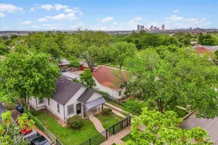 2404 Gould Ave, Fort Worth, TX 76164 - Photo 6