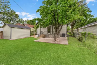 2404 Gould Avenue, Fort Worth, TX 76164 - Photo 24