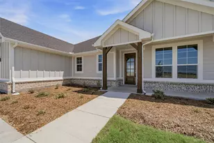 146 Aurora Ave, Valley View, TX 76272 - Photo 6