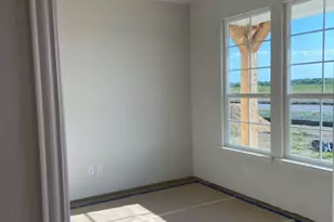 146 Aurora Ave, Valley View, TX 76272 - Photo 4