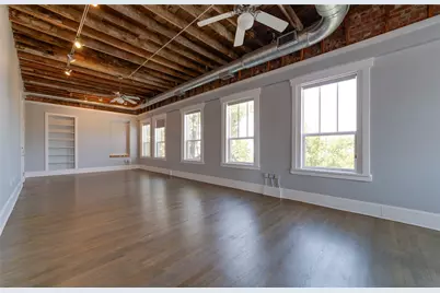 703 W Magnolia Avenue #201, Fort Worth, TX 76104 - Photo 4