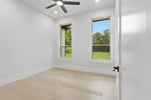 7016 Westover Dr, Granbury, TX 76049 - Photo 32