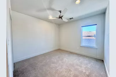 207 Adrian Drive, Fort Worth, TX 76107 - Photo 12