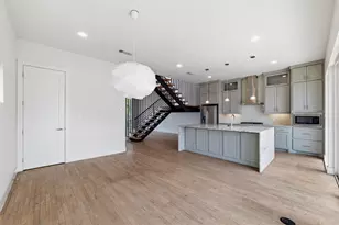 207 Adrian Dr, Fort Worth, TX 76107 - Photo 12