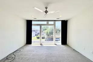 207 Adrian Dr, Fort Worth, TX 76107 - Photo 8