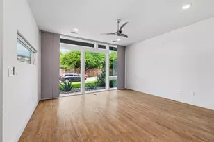 207 Adrian Dr, Fort Worth, TX 76107 - Photo 6