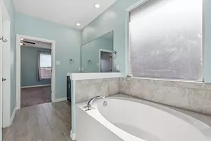 1044 Blackhorse Trl, Fort Worth, TX 76247 - Photo 20