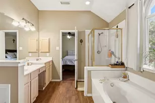 1714 Northampton Dr, Rowlett, TX 75089 - Photo 12