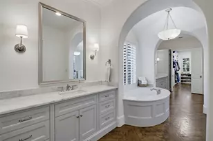 7310 Dominique Dr, Dallas, TX 75214 - Photo 20
