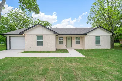 1015 W Park Drive, Wills Point, TX 75169 - Photo 1