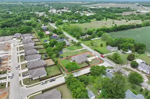 603 E Saunders St, Trenton, TX 75490 - Photo 30
