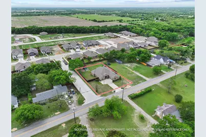 603 E Saunders Street, Trenton, TX 75490 - Photo 1