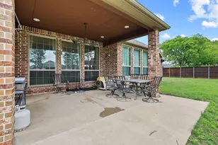 603 E Saunders St, Trenton, TX 75490 - Photo 26
