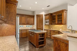 5601 Woodspring Dr, Plano, TX 75093 - Photo 6