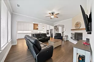 1905 Silver Falls Dr, Burleson, TX 76028 - Photo 12