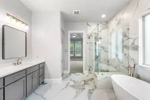 13696 Thornton Dr, Frisco, TX 75035 - Photo 2