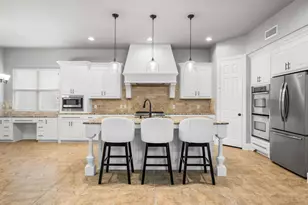 13696 Thornton Dr, Frisco, TX 75035 - Photo 12