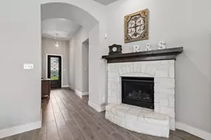 1125 Bridle Path Dr, Aubrey, TX 76227 - Photo 4
